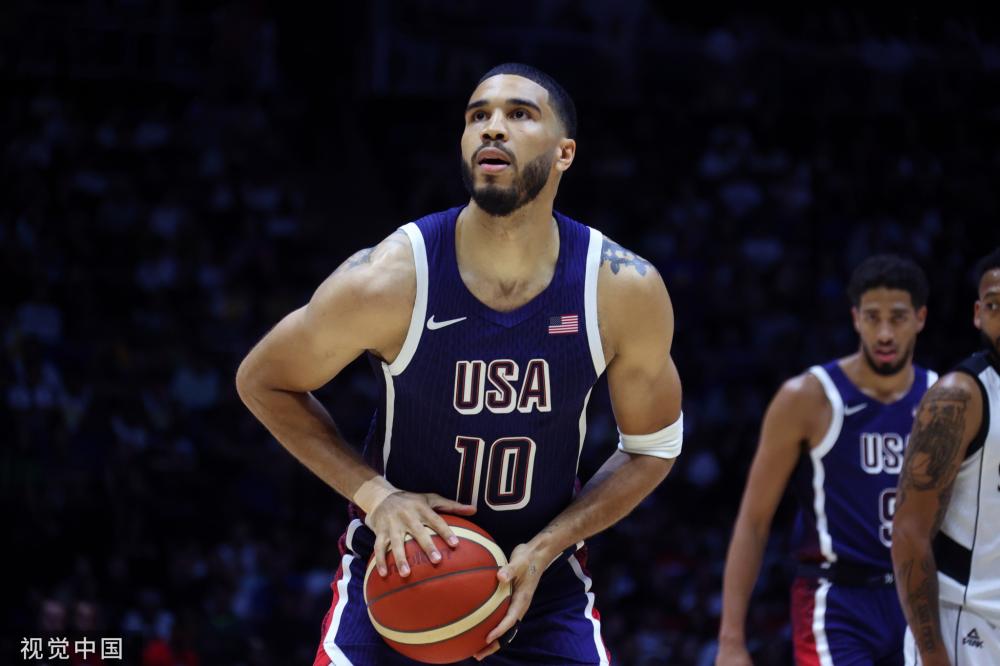 一个坚韧不 一个坚韧不